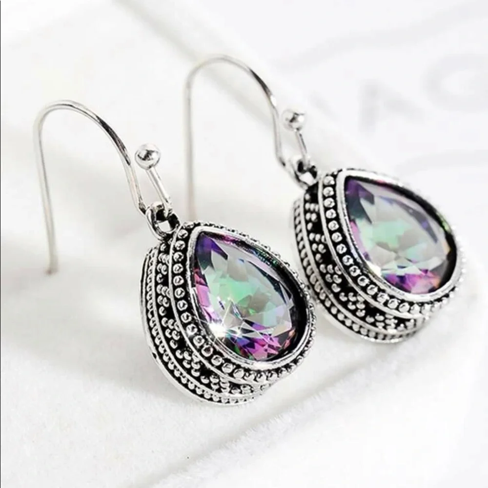 πHPπ π¦ 3/$24 925 Silver Vintage-inspired mystic topaz earrings / NWOT - Picture 5 of 7
